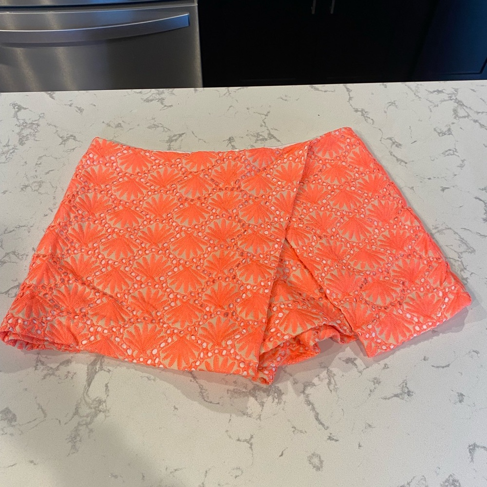Lilly Pulitzer Embroidered Skort Shorts Size 6 Excellent Condition Worn Once!